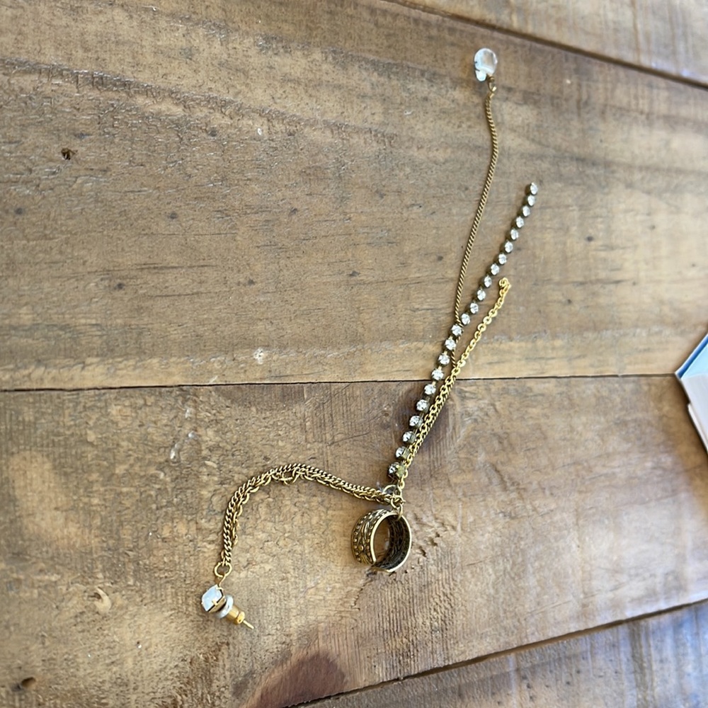 Cuff/drape earring - Picture 2 of 2